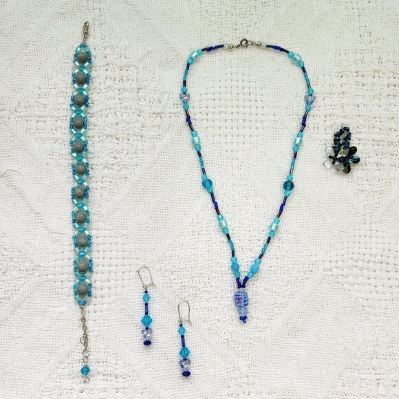 BFD Beaded Set of Jewery in Blue Colour tones - Picture 3 of 4